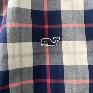 Vineyard Vines Boys Sz L plaid long sleeve, button down shirt.Like New.